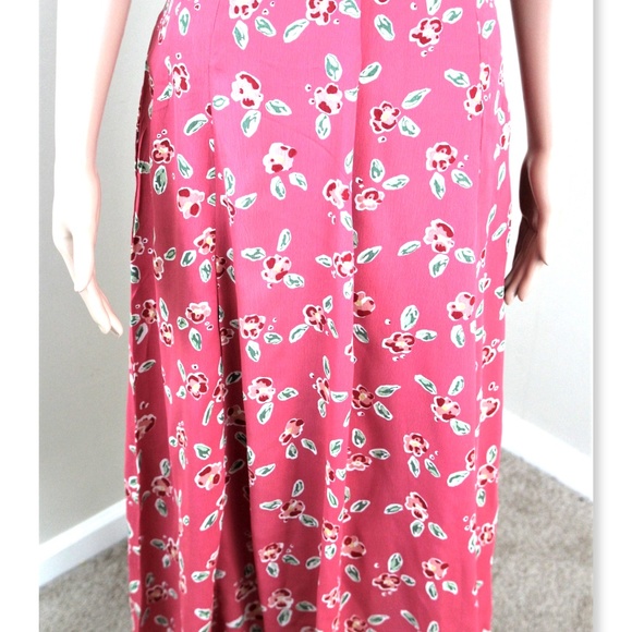 Maxi - Picture 5 of 6